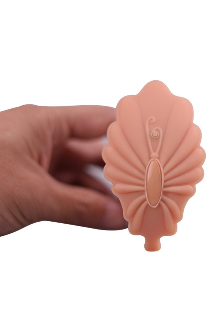 Ultra quiet rechargeable remote control strap on realistic dildo vibrator