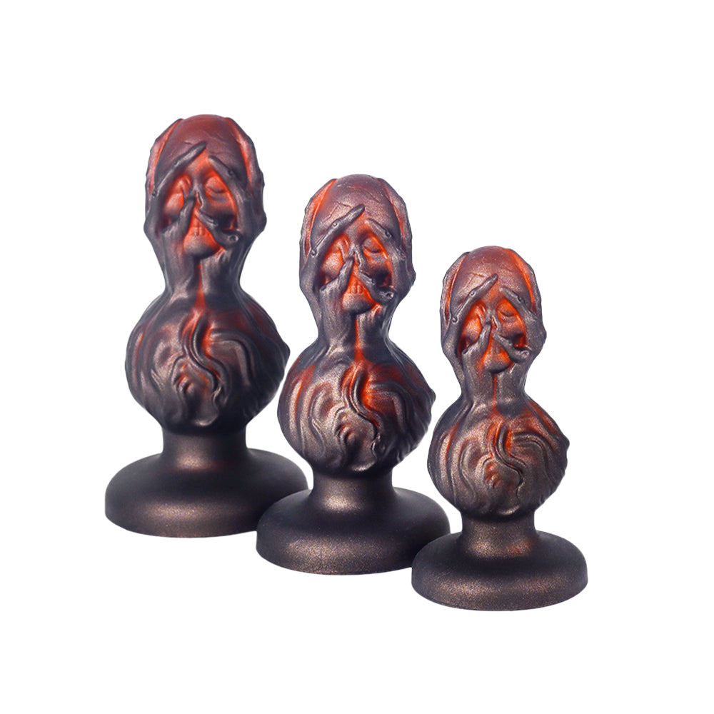 Horror claws skull huge butt plug